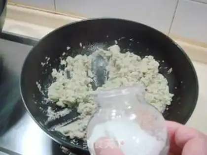 Make Five flowers and a tofu step 4