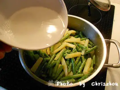 Make Knife potatoes step 7