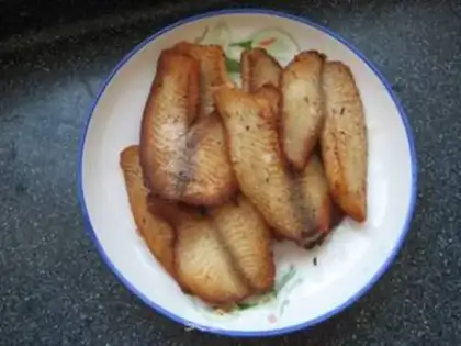 Make Snack of red catfish step 8