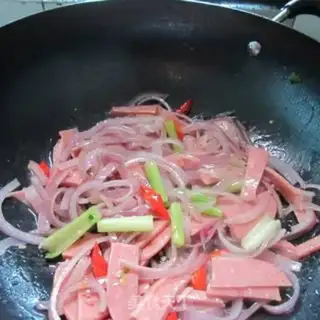 Make Onions and ham step 7