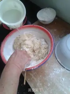 Make Egg pancakes step 1