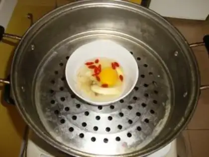 Make Onions steamed eggs step 3