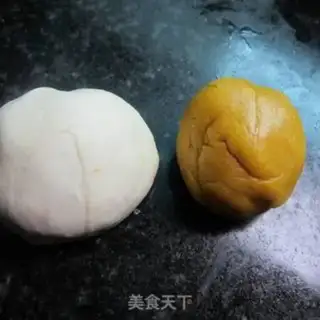 Make Six-angle dumplings step 3