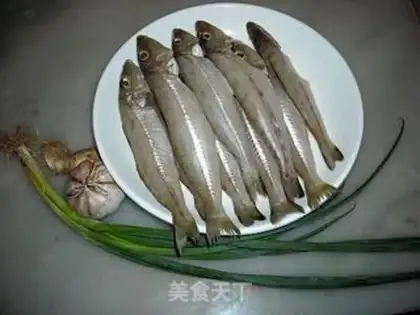Make Fried sardines step 0