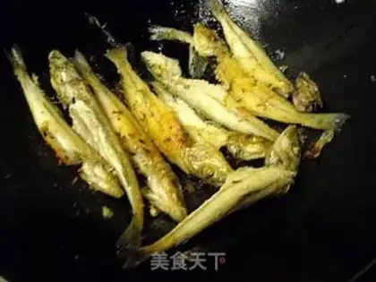 Make Fried sardines step 6