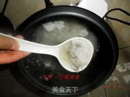 Make Porridge of spinach pork step 2