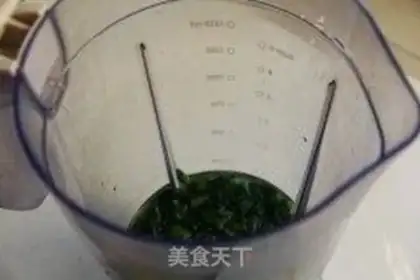Make Spinach egg pancakes step 2