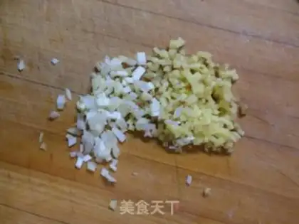 Make The melon grub step 1