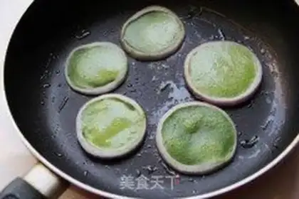 Make Spinach egg pancakes step 5