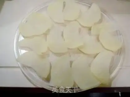 Make Homemade oilless chips step 3