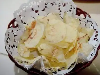 Make Homemade oilless chips step 7