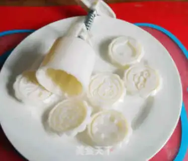 Make Ice mooncake step 2
