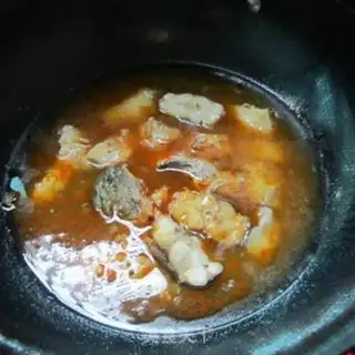 Make A soup pot of fan fish step 6