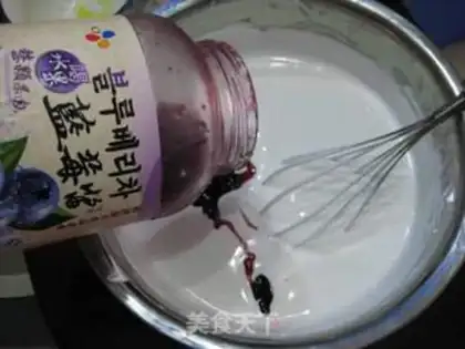 Make Blueberry jelly cheesecake step 13