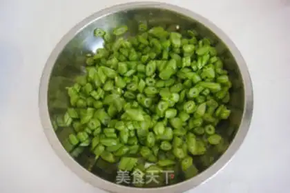 Make Soup pastry and beans step 2