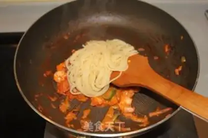 Make Shrimp noodles step 8