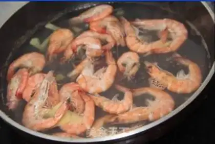 Make Tomato, shrimp step 3