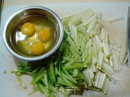 Make Sour eggs step 0