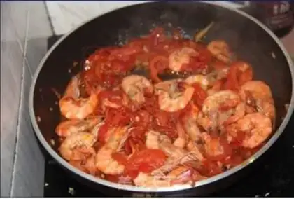 Make Tomato, shrimp step 8