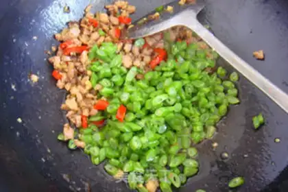 Make Soup pastry and beans step 10