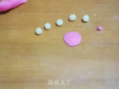 Make Rabbit rice cake step 1