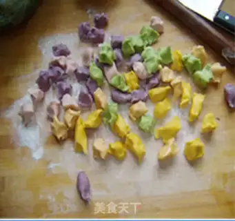 Make Goldfish dumplings step 6