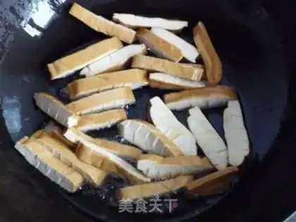 Make A dry celery sauce step 3