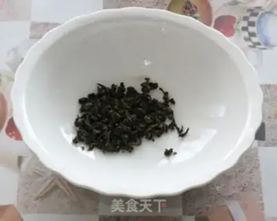 Make Tea and dry shrimp step 0
