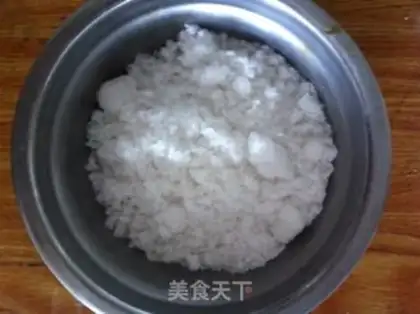 Make Five salted duck eggs step 2