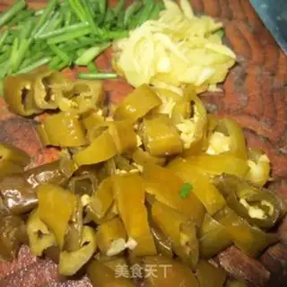 Make Noodles and chickens step 1