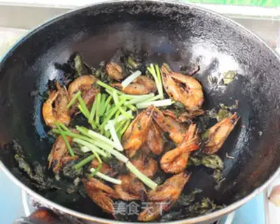 Make Tea and dry shrimp step 14