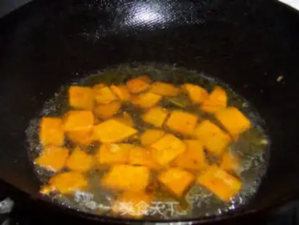 Make Pumpkin crab stew step 10