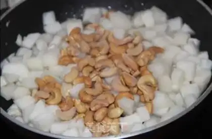 Make Cashews, sorghum step 4