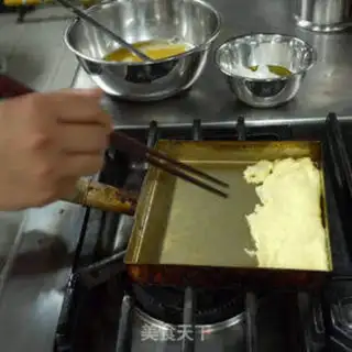 Make Japanese thick egg fever step 5
