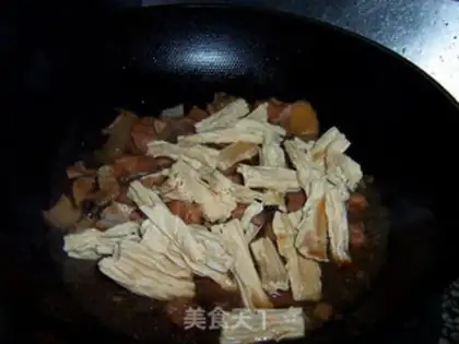 Make Red roasted meat and scabs step 14