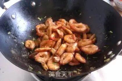 Make Pretzels, prawns step 4