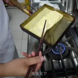 Make Japanese thick egg fever step 16