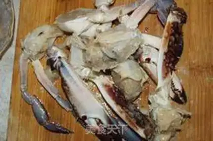 Make Crab onions step 1