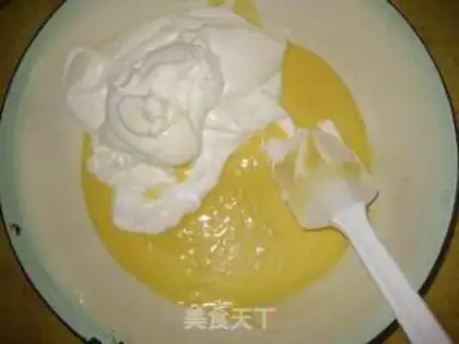 Make Yogurt cake step 8