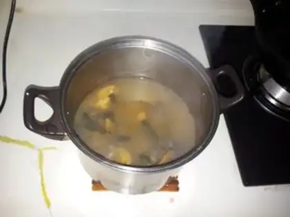Make Piggy bone soup step 5
