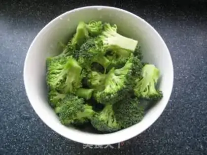 Make Cheese stubs with broccoli step 1