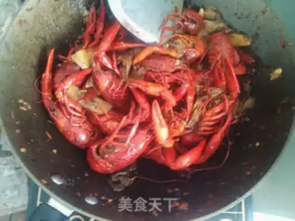 Make Spicy lobster step 7
