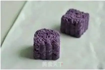 Make Baked ice cream potatoes step 5