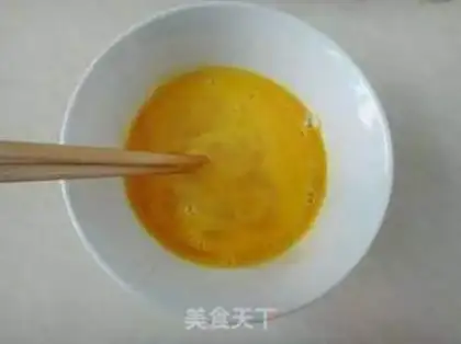 Make Tomato fried eggs step 0