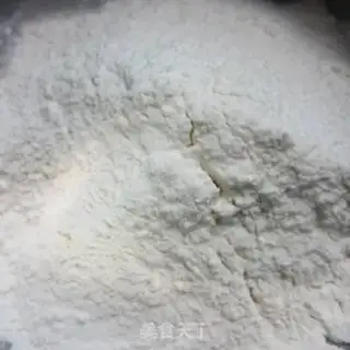 Make White Rose step 0