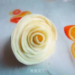 Make White Rose step 6