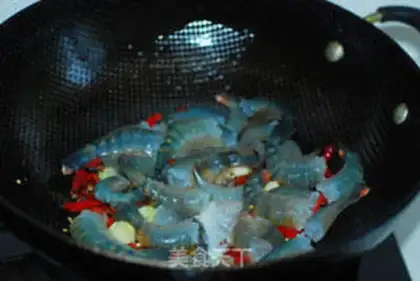 Make Spicy shrimp tail step 2