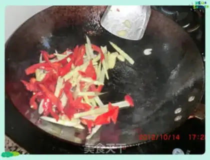 Make ♪ The red peppers and the yellow peppers ♪ step 7