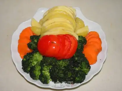 Make Hot cabbage and radish step 1