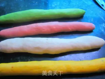 Make A colored pentagon dumpling step 2